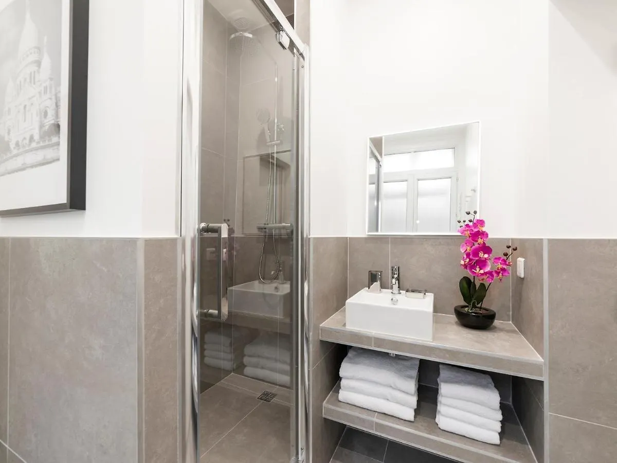 Apartment Livinparis - Luxury 3 Bedrooms Opera I
